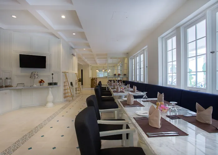 Hotel Amalfi 3*
