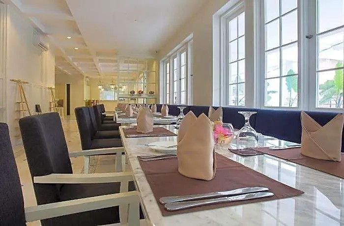 Amalfi 3* Seminyak (Bali)