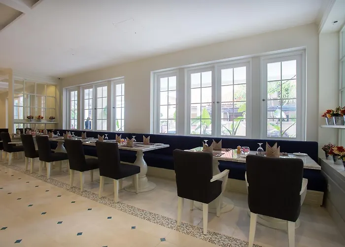 Amalfi Hotel 3*